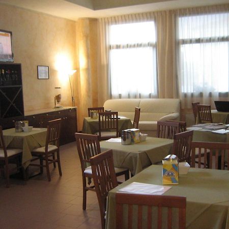 Hostiliae Ciminiera Hotel Ostiglia Exterior foto